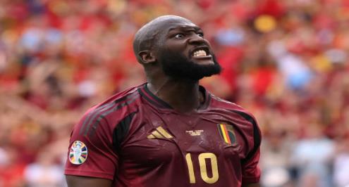 هدف واحد يكفي.. لوكاكو يبحث عن تحطيم رقم عربي تاريخي في أسبوع فيفا